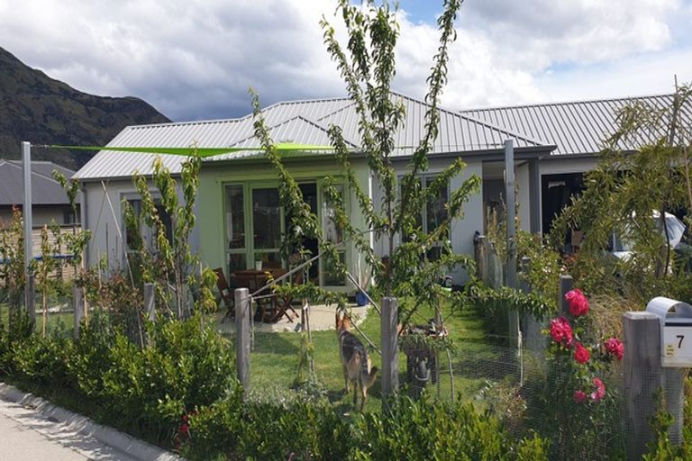 Photo of property in 7 Weldon Lane, Lower Shotover, Queenstown, 9304