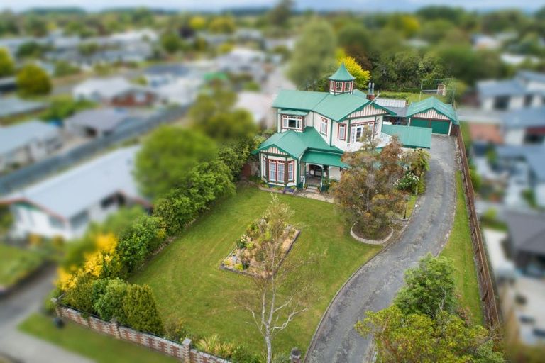 Photo of property in 77 East Street, Feilding, 4702
