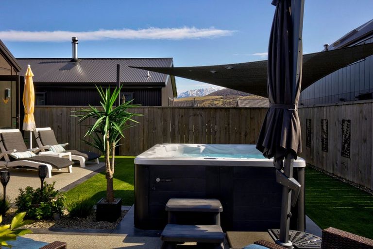 Photo of property in 64 Jack Hanley Drive, Jacks Point, Queenstown, 9371