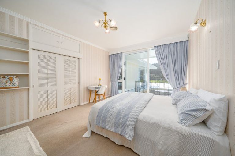 Photo of property in 387 Karori Road, Karori, Wellington, 6012