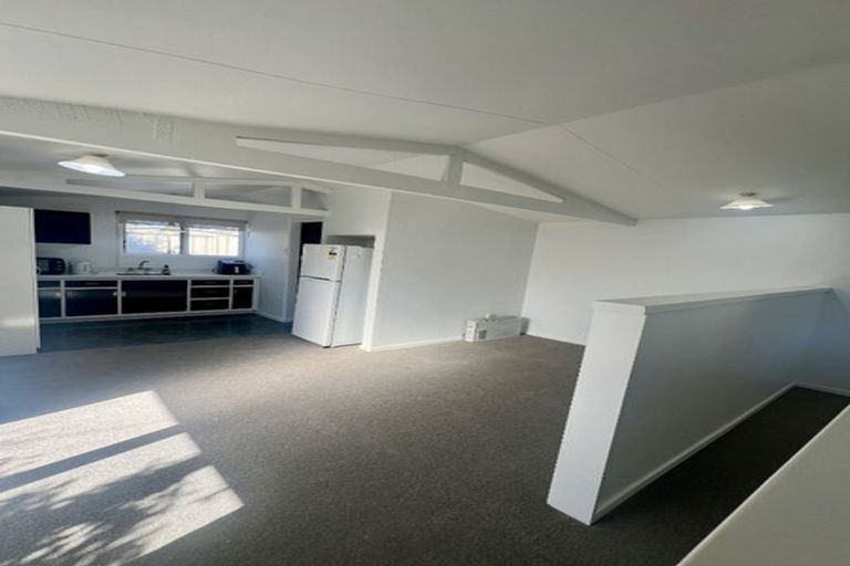 Photo of property in 2 Tasman Street, Havelock North, 4130