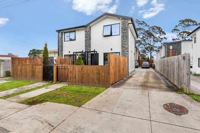 Photo of property in 1/83 Vodanovich Road, Te Atatu South, Auckland, 0610