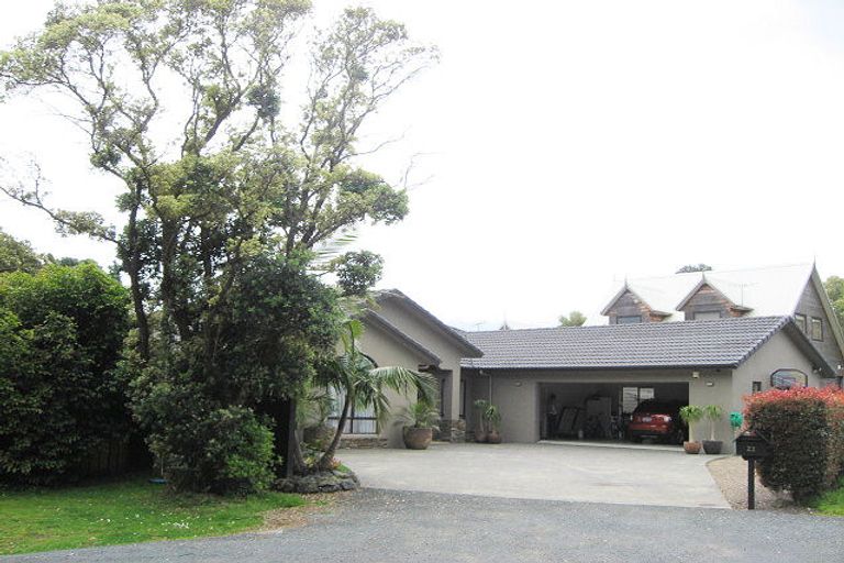 Photo of property in 22 Glamis Avenue, Manly, Whangaparaoa, 0930