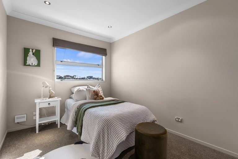 Photo of property in 28 Andrew Place, Otumoetai, Tauranga, 3110