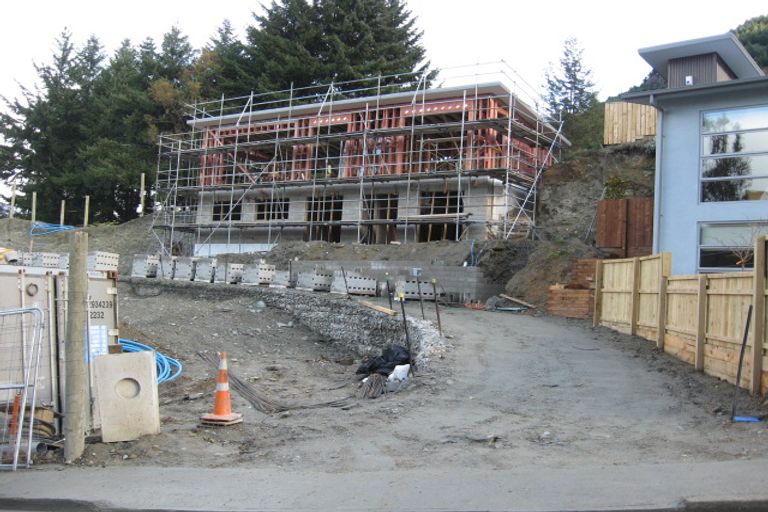 Photo of property in 230 Fernhill Road, Sunshine Bay, Queenstown, 9300