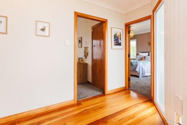 Photo of property in 38 Liverpool Street, Takaro, Palmerston North, 4412