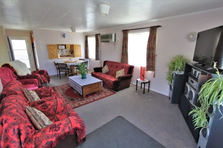 Photo of property in 2 Kensington Street, Tokoroa, 3420