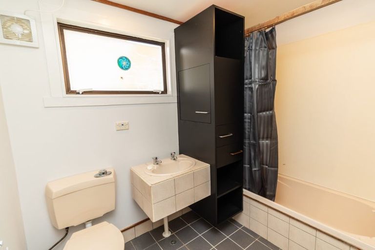 Photo of property in 60 Rawhiti Road, Pukerua Bay, 5026