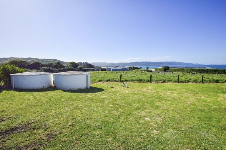 Photo of property in 4 Waihinahina Way, Mahia, 4198