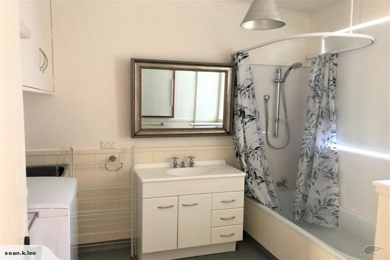 Photo of property in 6/72 Freyberg Street, Lyall Bay, Wellington, 6022