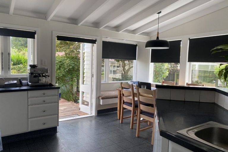 Photo of property in 2 Balquhidder Road, Hospital Hill, Napier, 4110