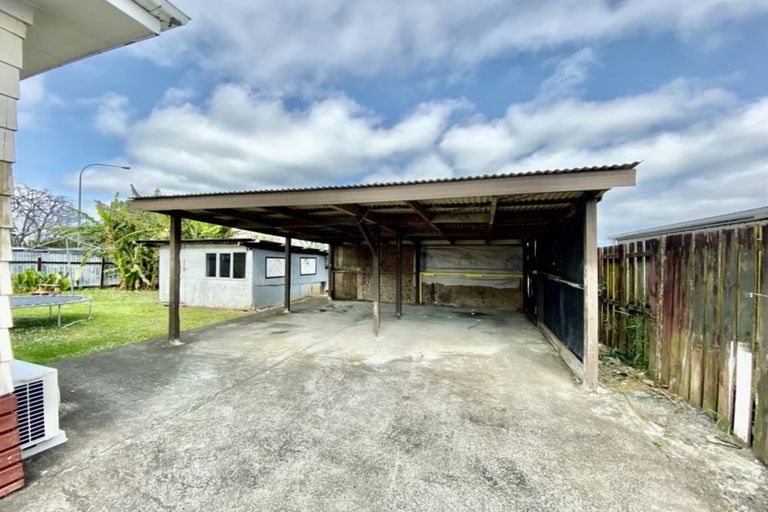 Photo of property in 5 Dissmeyer Drive, Clover Park, Auckland, 2019