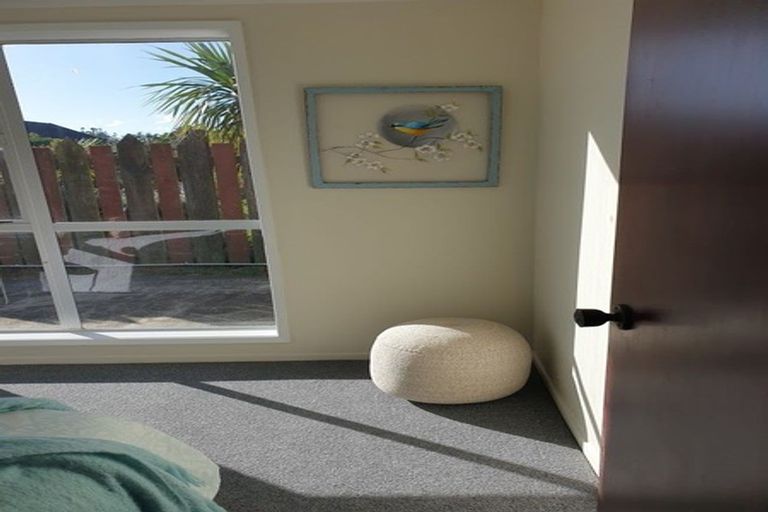 Photo of property in 31 Arun Crescent, Southgate, Wellington, 6023