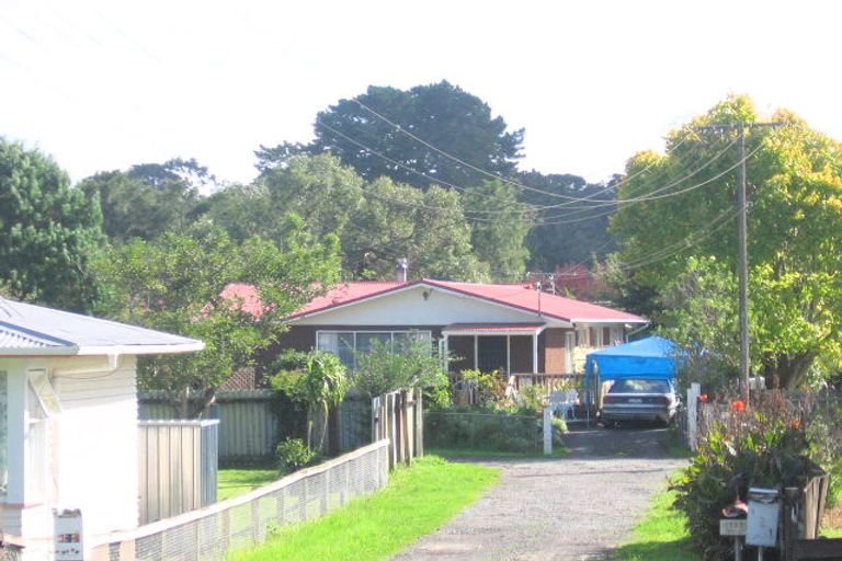 Photo of property in 133 Henderson Valley Road, Henderson, Auckland, 0612