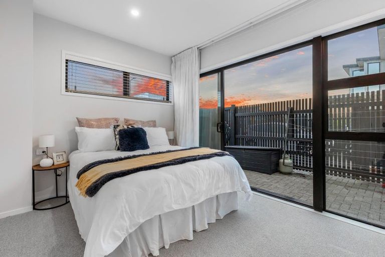 Photo of property in 49 Treloar Crescent, Hobsonville, Auckland, 0616