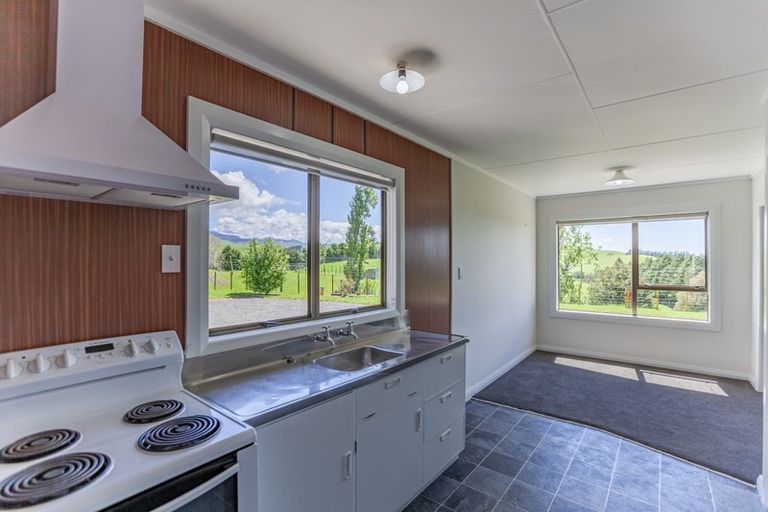 Photo of property in 196 Clinton-makaretu Road, Ashley Clinton, Takapau, 4286