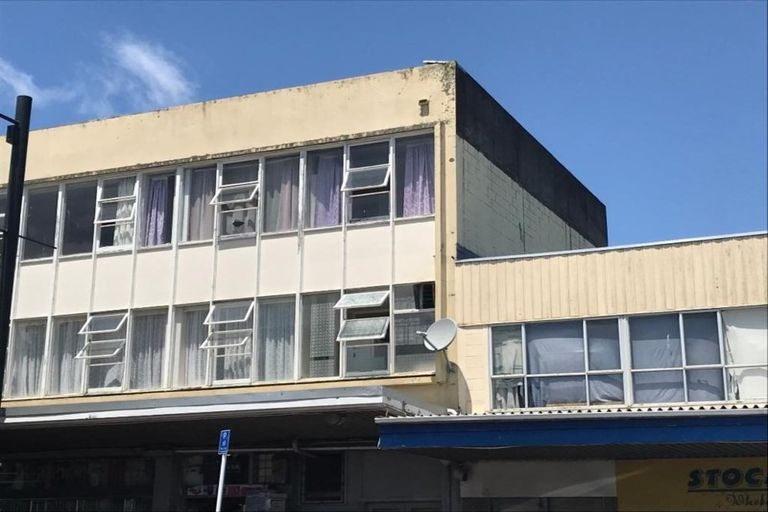 Photo of property in 2/2 Hall Avenue, Regent, Whangarei, 0112