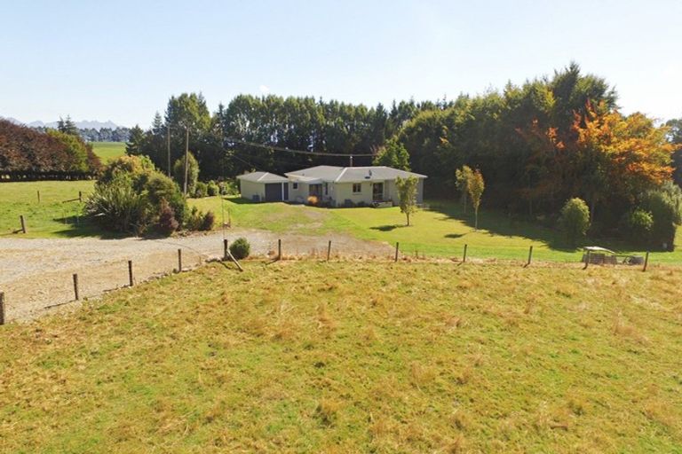 Photo of property in 691 Gillespie Road, Whare Creek, Te Anau, 9679