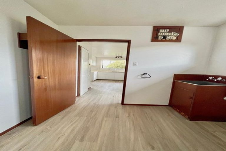 Photo of property in 9 Montclare Avenue, Ilam, Christchurch, 8041