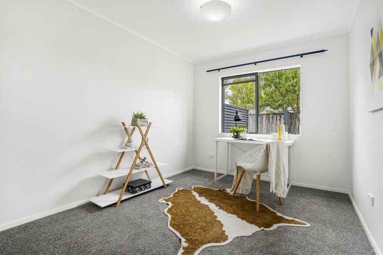 Photo of property in 12 Halcione Close, Flagstaff, Hamilton, 3210