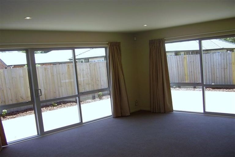 Photo of property in 4 Linden Grove Avenue, Hillmorton, Christchurch, 8024