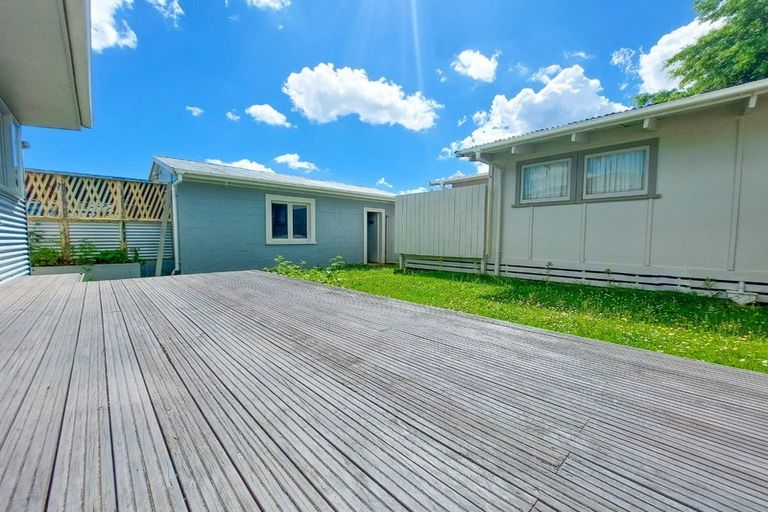 Photo of property in 5 Oxford Street, Fairfield, Hamilton, 3214