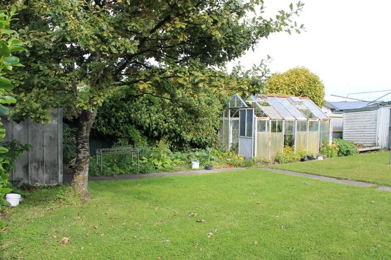 Photo of property in 413 Tay Street, Turnbull Thomson Park, Invercargill, 9810