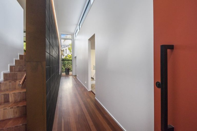 Photo of property in 12b Beaconsfield Street, Devonport, Auckland, 0624