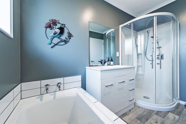 Photo of property in 2/36 Nottingham Avenue, Halswell, Christchurch, 8025