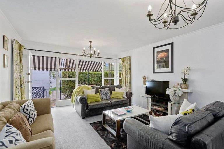 Photo of property in 2/98 Office Road, Merivale, Christchurch, 8014