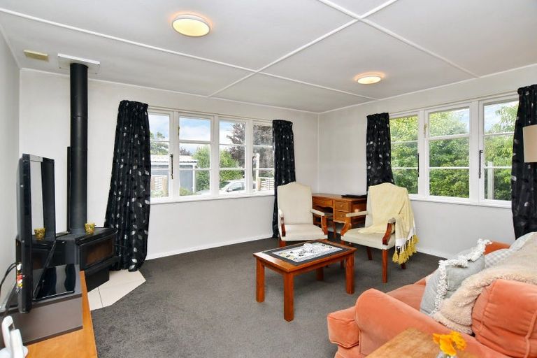 Photo of property in 23 Rowcliffe Crescent, Avonside, Christchurch, 8061