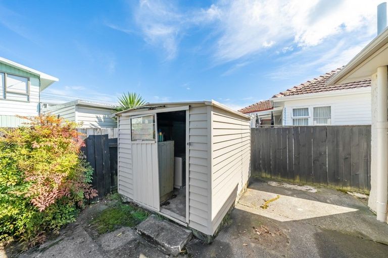 Photo of property in 6 Bristol Street, Trentham, Upper Hutt, 5018