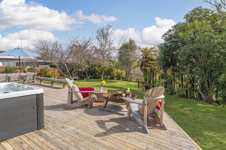 Photo of property in 10 Angela Place, Kinloch, Taupo, 3377