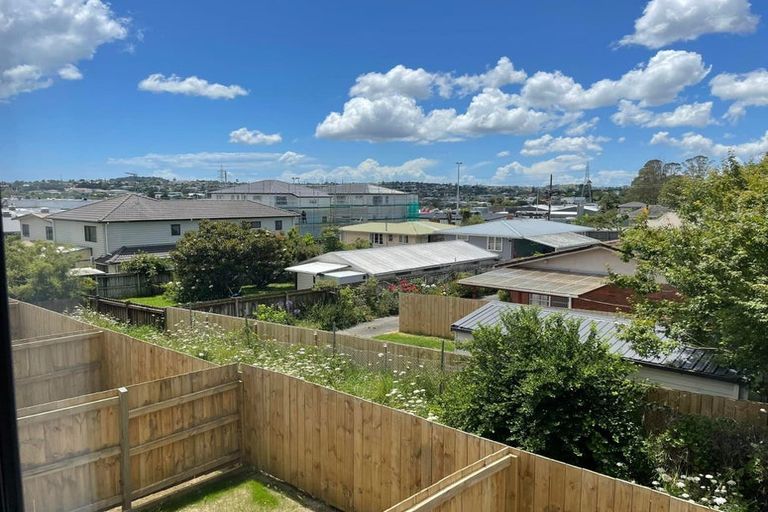 Photo of property in 26 Clay Works Lane, New Lynn, 0600