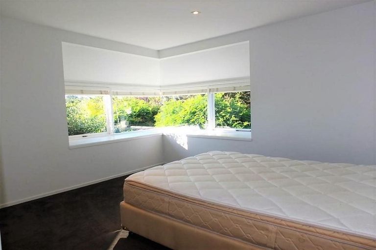 Photo of property in 76b Memorial Avenue, Ilam, Christchurch, 8053