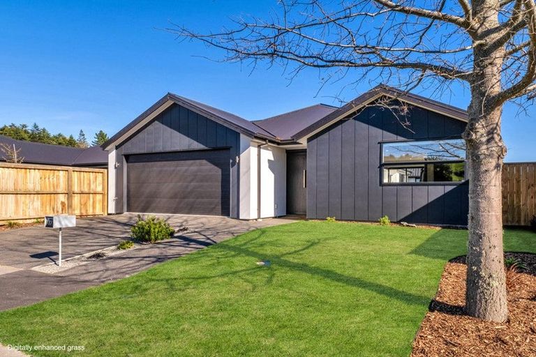 Photo of property in 17 Sutherlands Road, Halswell, Christchurch, 8025