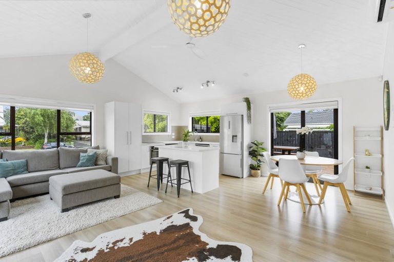 Photo of property in 7 Rheingold Place, Huapai, Kumeu, 0810