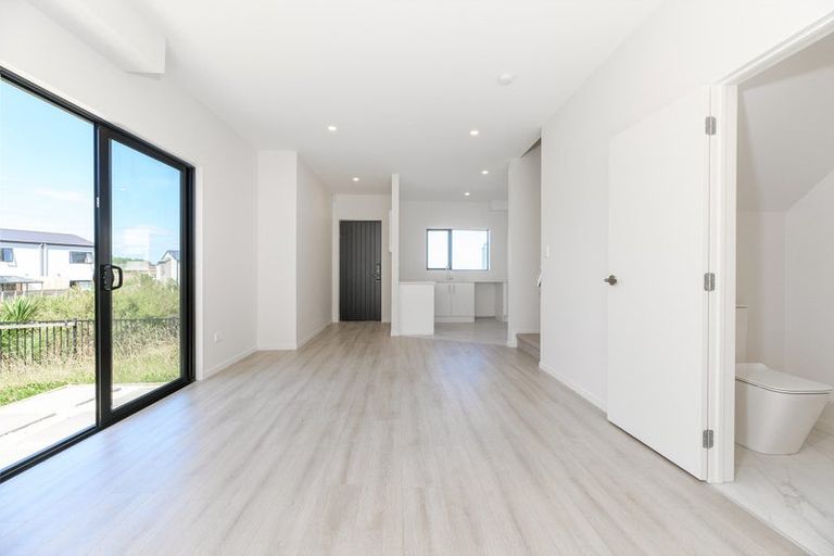 Photo of property in 7 Heketara Place, Papakura, 2110