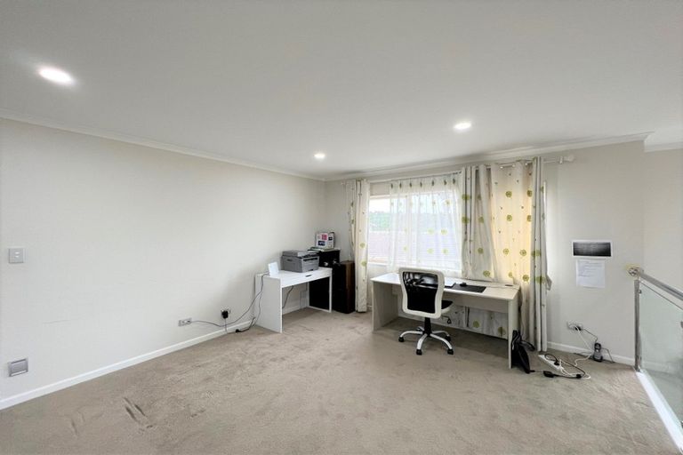 Photo of property in 14a Domain Road, Weymouth, Auckland, 2103
