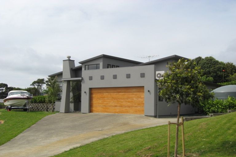 Photo of property in 77 Freshfields Road, Waimauku, 0812