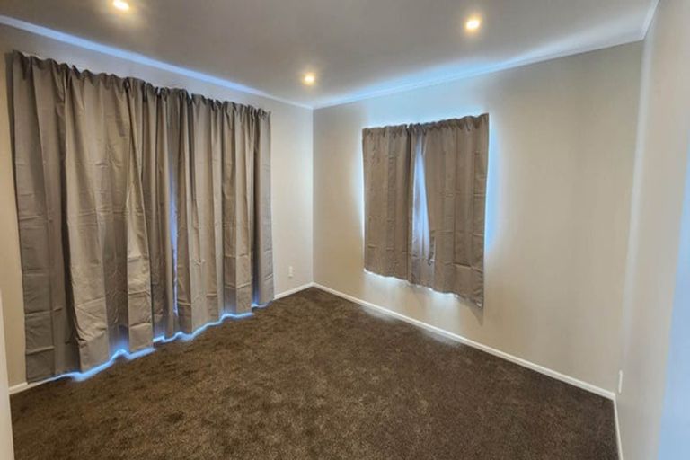 Photo of property in 273 Puhinui Road, Papatoetoe, Auckland, 2025