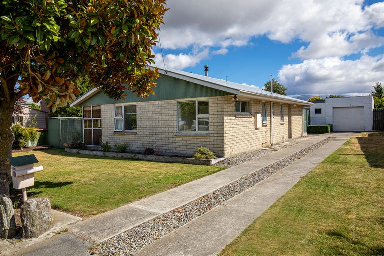 Photo of property in 20 Eureka Street, Alexandra, 9320