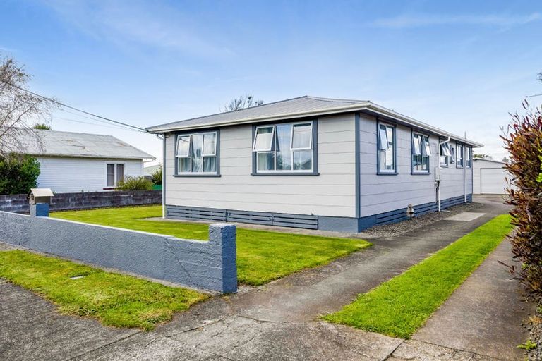 Photo of property in 48 Campbell Street, Hawera, 4610