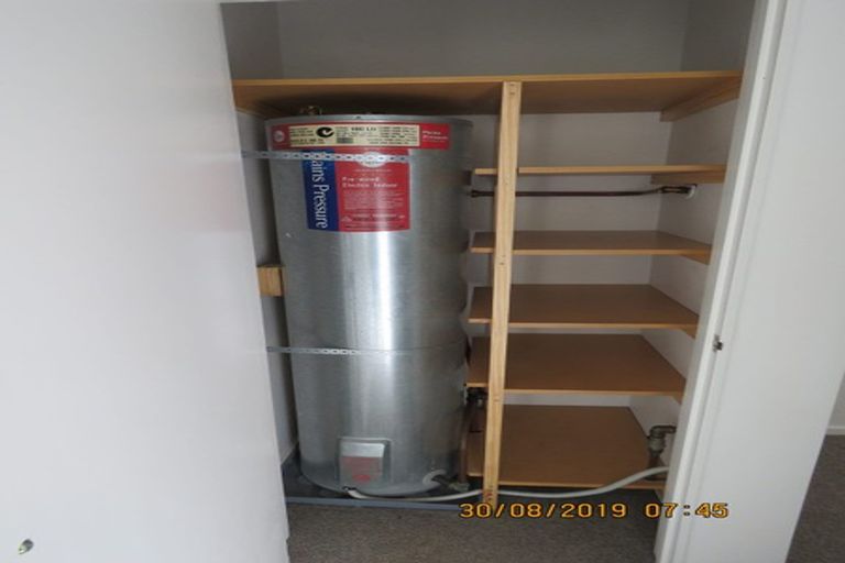 Photo of property in 1/206 Manuka Road, Bayview, Auckland, 0629