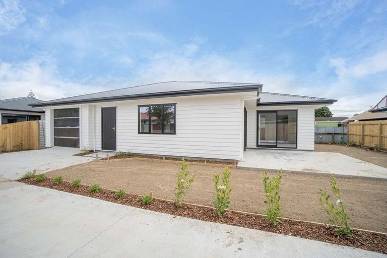 Photo of property in 112d Monrad Street, Highbury, Palmerston North, 4412