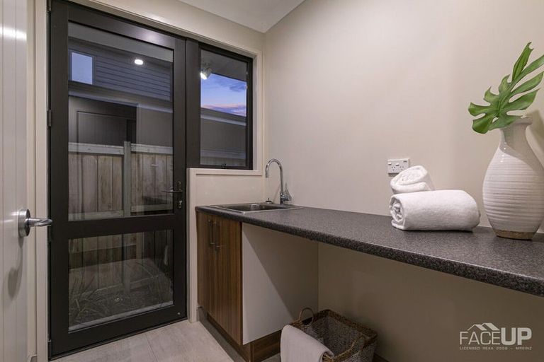 Photo of property in 54 Colonial Drive, Silverdale, 0932