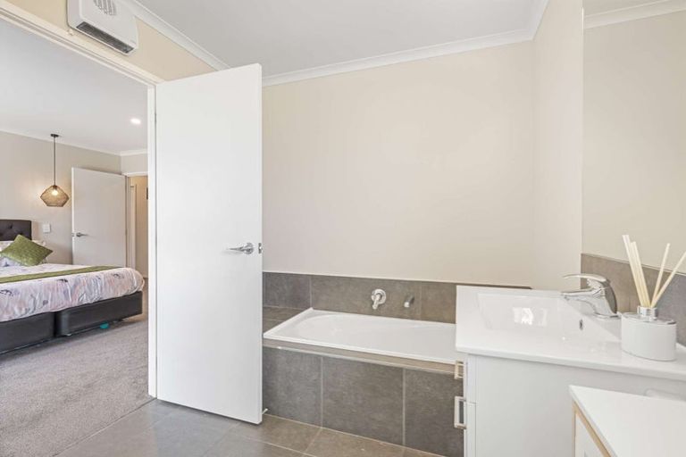 Photo of property in 45 Catalina Crescent, Burleigh, Blenheim, 7201