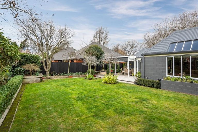 Photo of property in 9 Grangewood Lane, Burnside, Christchurch, 8053