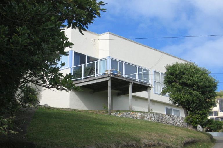 Photo of property in 66 Kinghorne Street, Strathmore Park, Wellington, 6022