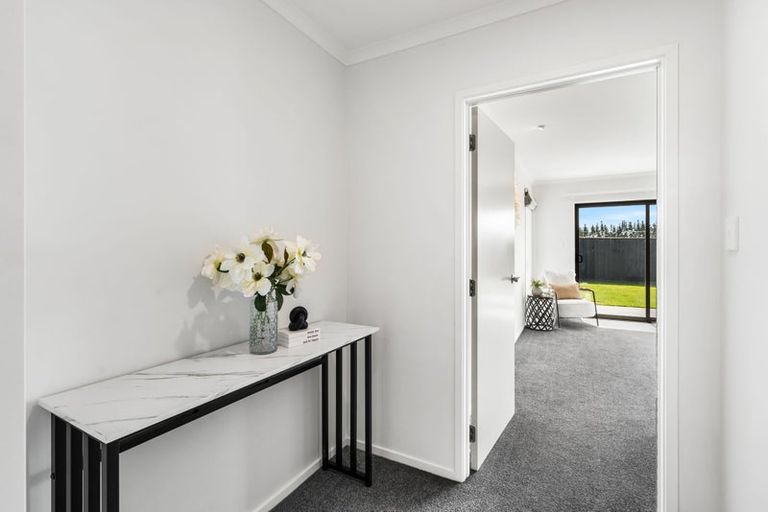 Photo of property in 9 Kingsdowne Drive, West Melton, 7618